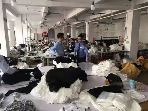 商场过万的奢侈品牌只要几十元 假的 大石一制衣厂被捣毁